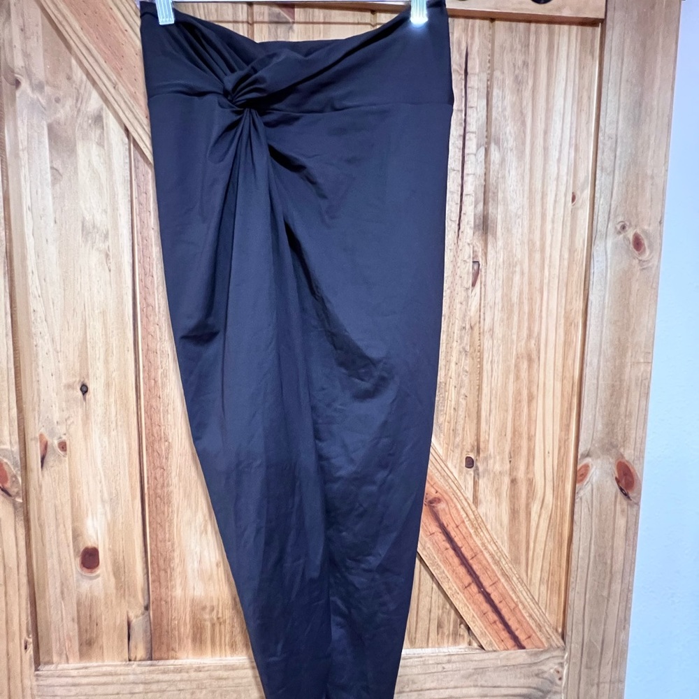 SKIMS Black Knot-Detail Swim Coverup Sarong